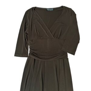 Connected Apparel Women’s Brown V-Neck Dress Size Medium?